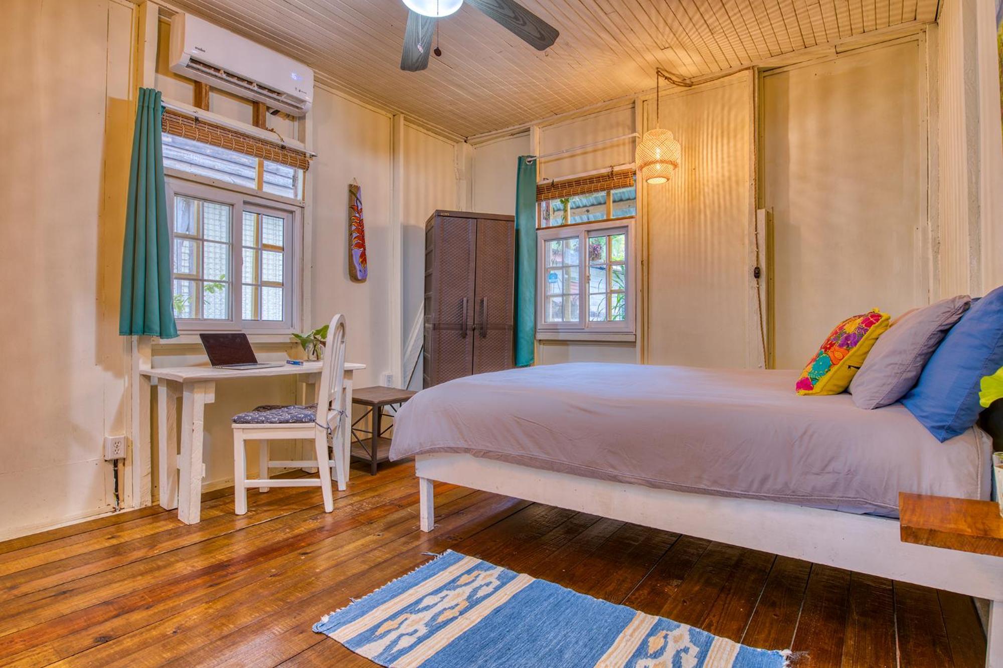 Saigon Bay Bed & Breakfast Bocas Town Exterior foto